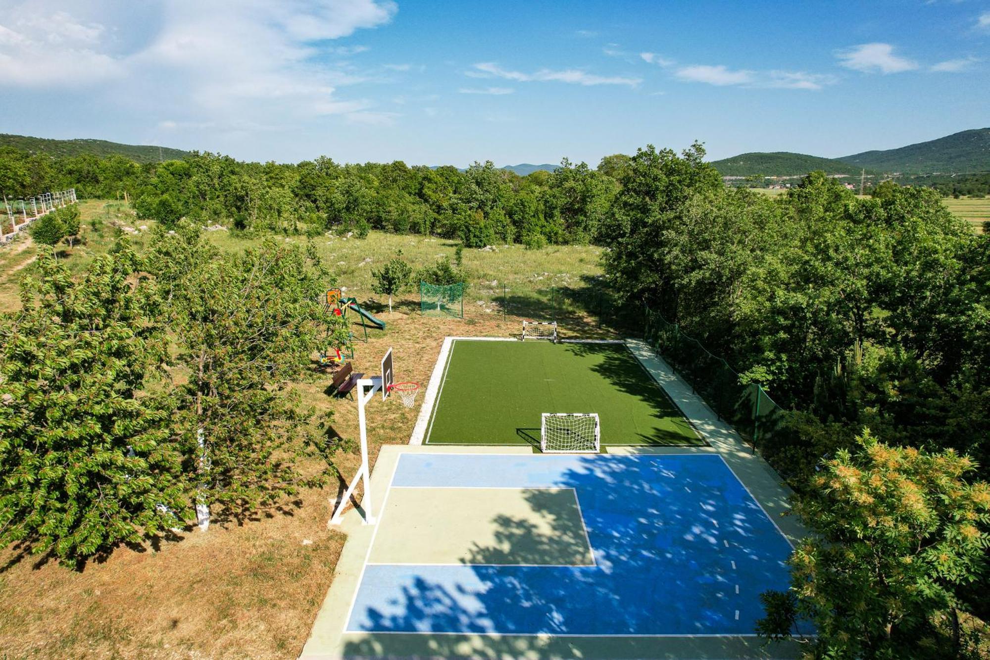 Villa Nika Bisko Bagian luar foto