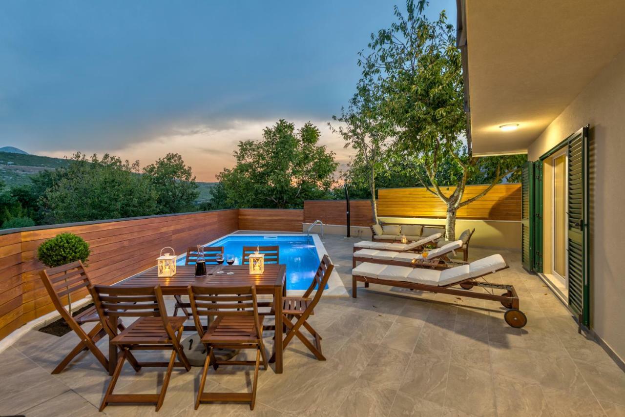 Villa Nika Bisko Bagian luar foto